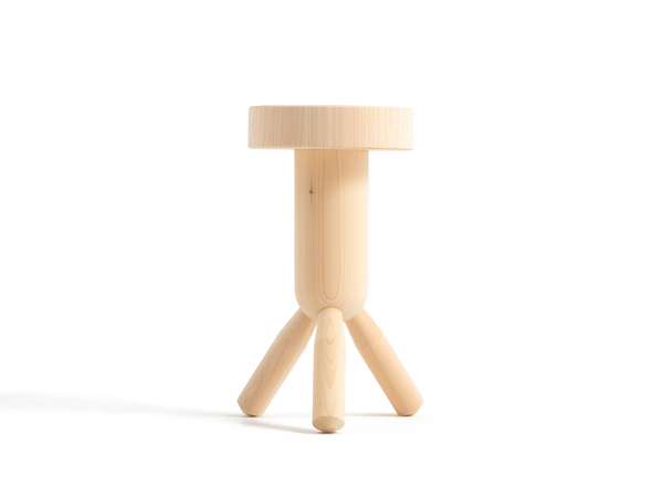 STOOL / TOKONOMA