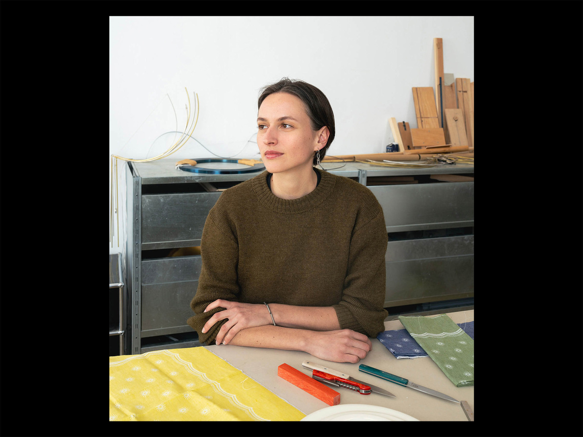 ONLINE SHOP｜「Julie Richoz インタビュー記事 Vol.1 公開のお知らせ